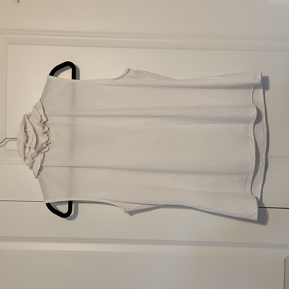 White Ruffle Sleeveless Tee XL - Picture 3 of 4
